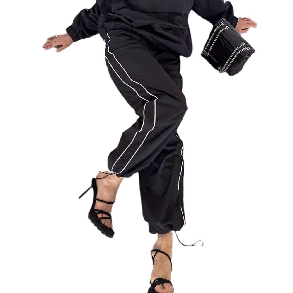 Damen sportliches Windbreaker-Set mit funktionalem Halbreißverschluss und seitlichen Kontraststreifen WW