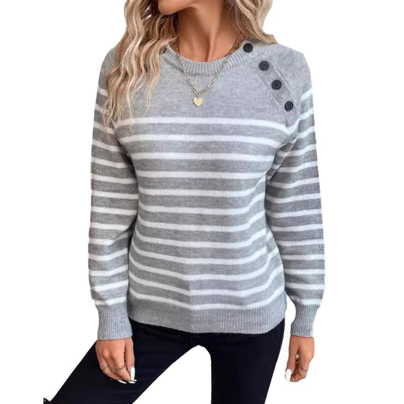Damen gestreifter Pullover mit dekorativen Knopfdetails und Rundhalsausschnitt WW