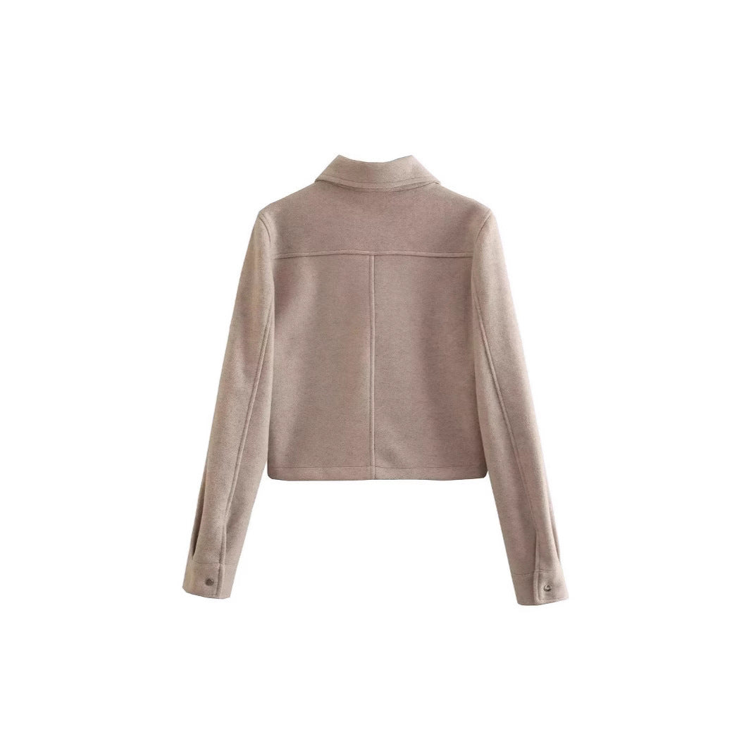 Damen kurze Wolljacke im klassischen Stil mit aufgesetzten Taschen WW