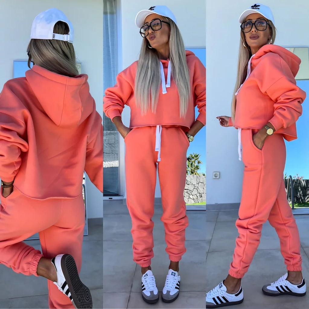 Damen modernes Hoodie-Jogginganzug-Set mit elastischem Bund und Kontrastdetails WW