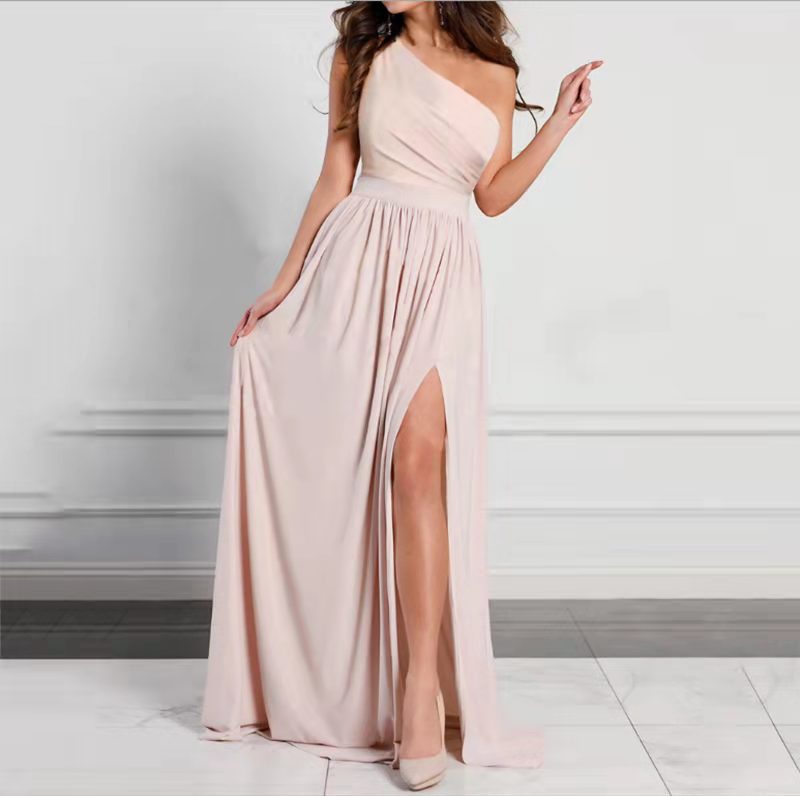 Damen Maxi-Kleid mit asymmetrischem Schnitt und seitlichem Schlitz WW