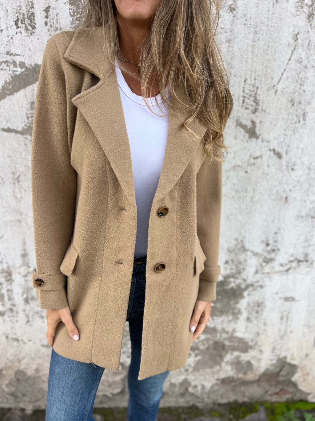 Damen zeitloser Wolle-Blazer mit praktischem Reverskragen und Taschen WW