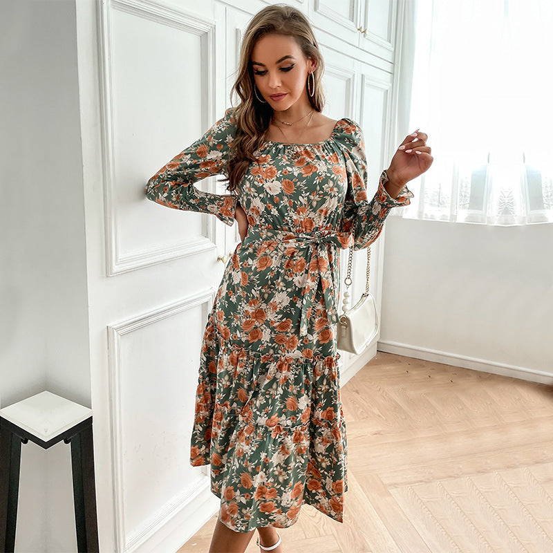 Damen Maxikleid mit elegantem floralen Design und taillierbarem Gürtel WW