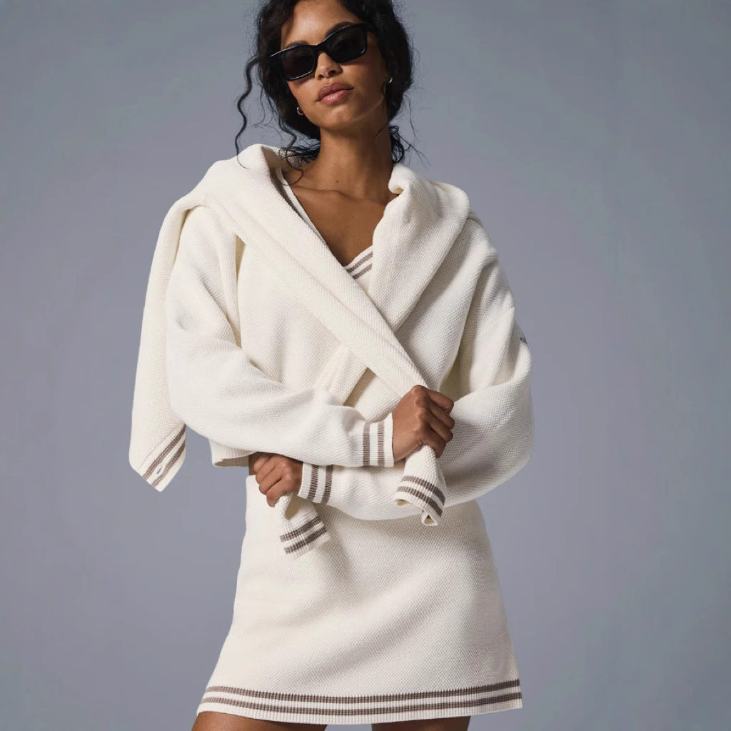 Damen Strickkleid im sportlichen Oversized-Design mit tiefem V-Ausschnitt und Farbblockdetails WW