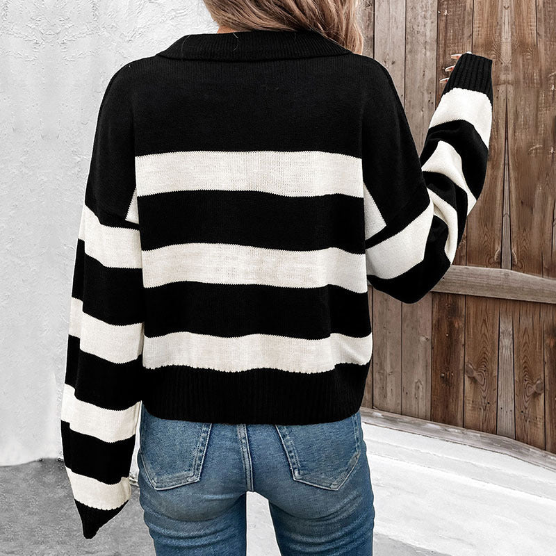 Damen eleganter Hoodie mit modernen Streifen und klassischem Polokragen WW