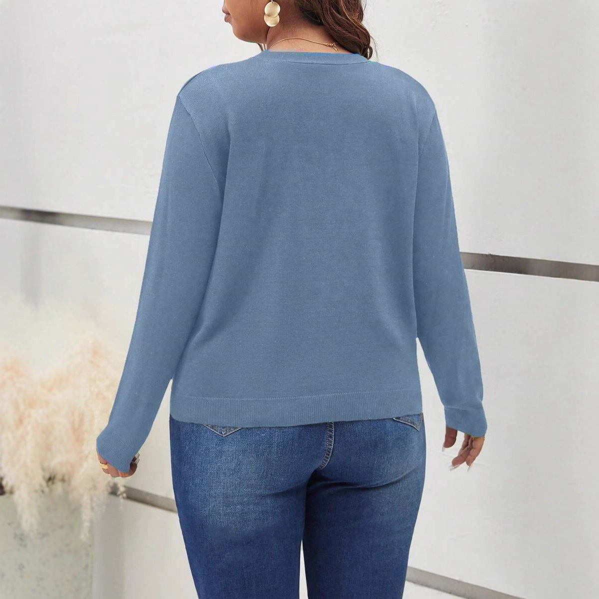 Damen Strickjacke mit hochwertigen Knopfdetails und bequemer Passform WW