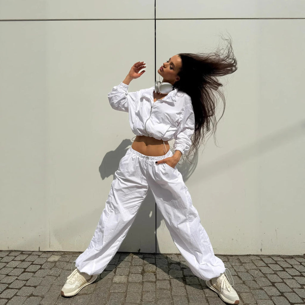 Damen sportliche Cropped Jacke mit elastischen Bündchen und praktischen Taschen WW