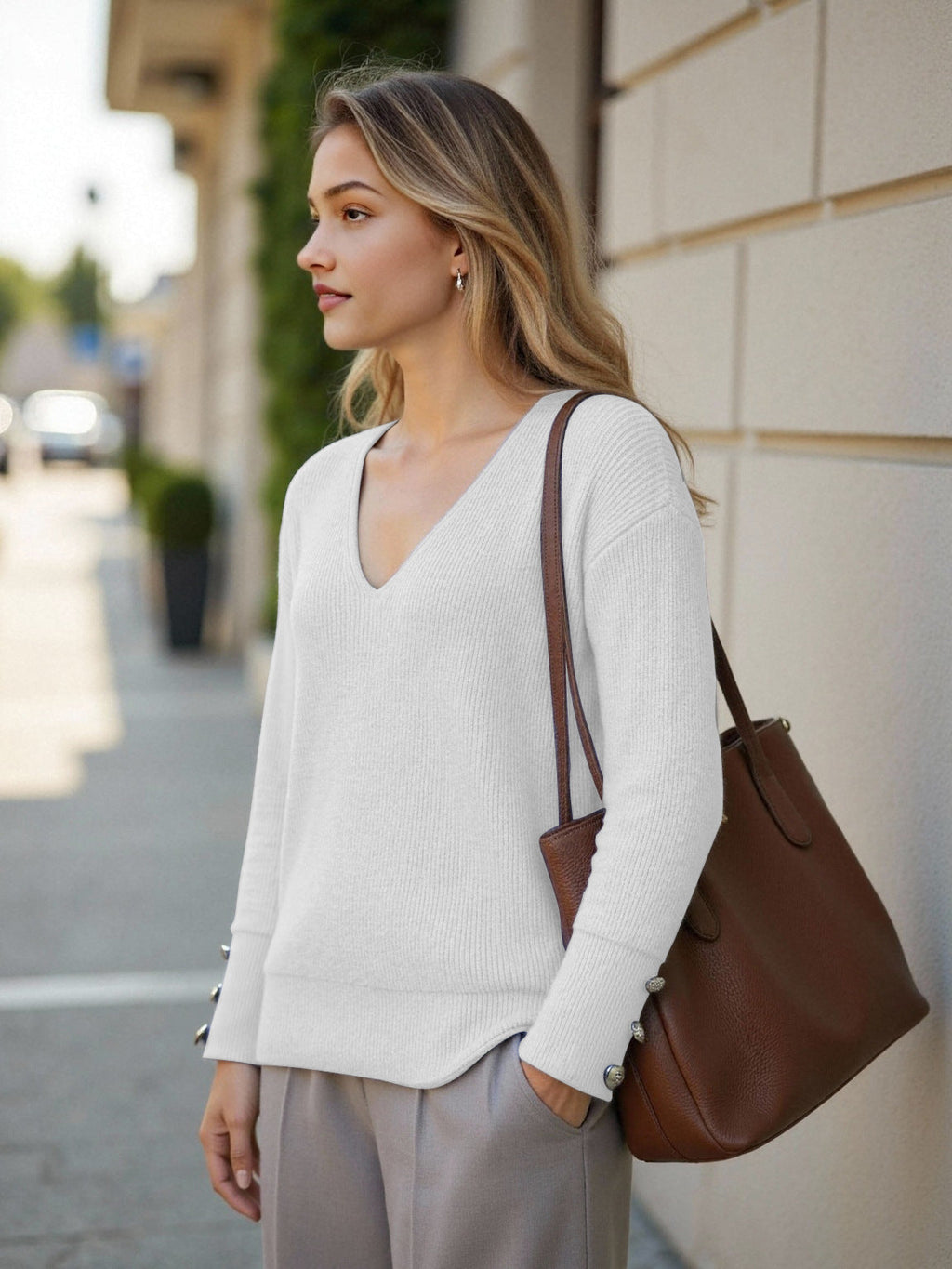 Damen V-Ausschnitt Strickpullover mit dekorativen Knöpfen WW