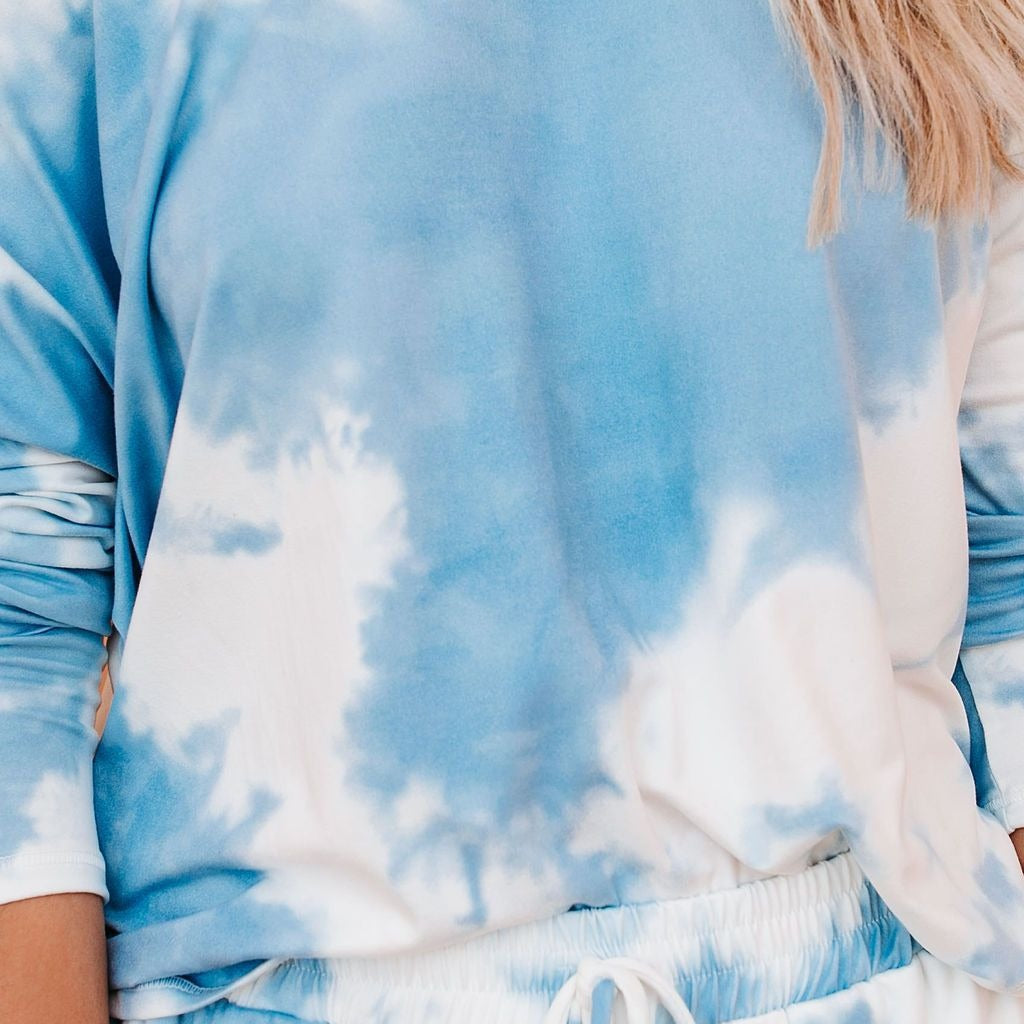 Damen lässiger Oversized Pullover im Batikdesign WW