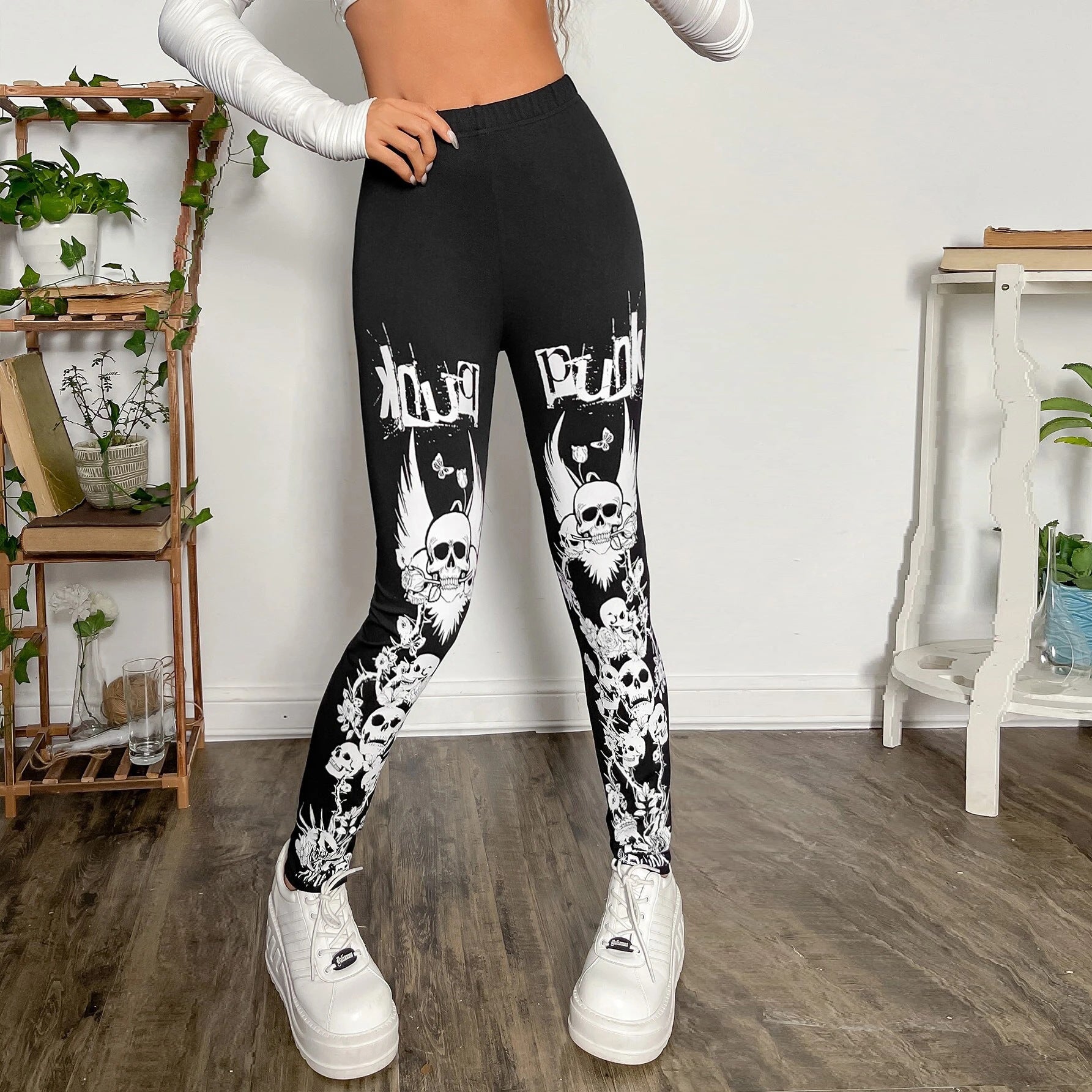Damen Leggings mit auffälligem Totenkopf- und floralem Design WW