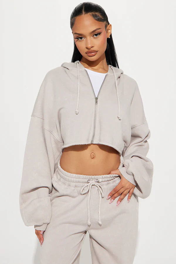 Damen lässiges Fleece-Set mit kurzem Hoodie und weiten Hosen WW