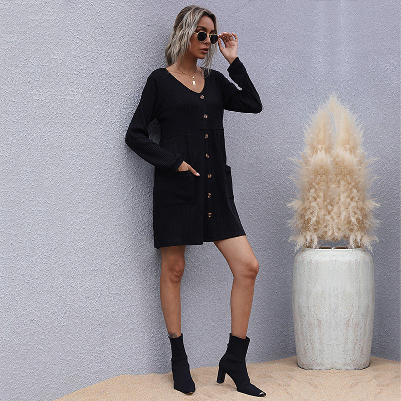 Damen Strickkleid mit durchgehendem Knopfverschluss und praktischen Taschen WW