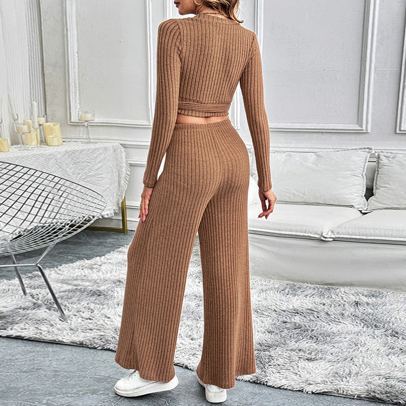 Damen Strick-Jumpsuit mit Wickeloberteil und weit geschnittenem Bein WW