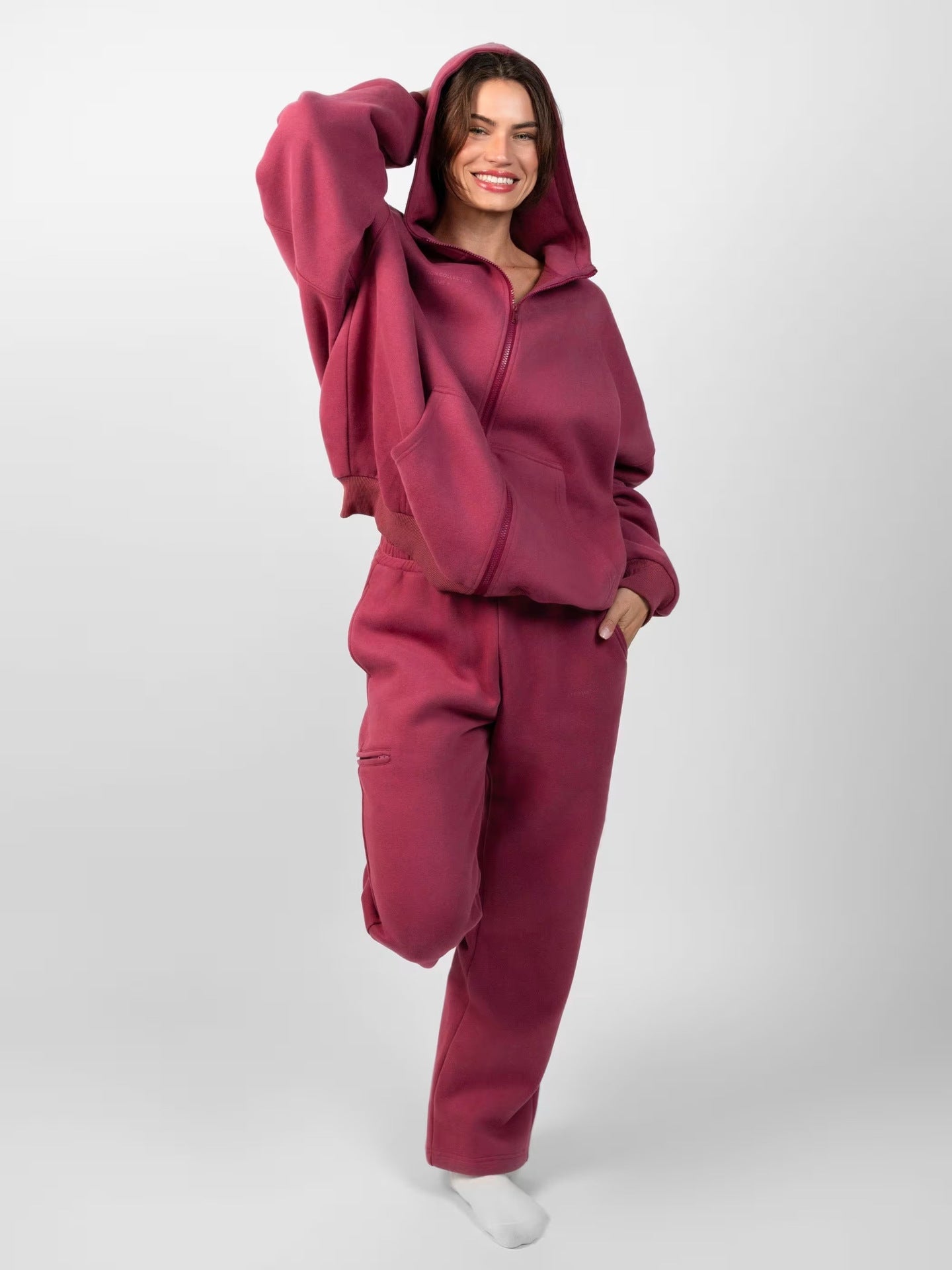 Damen sportliches Kapuzenset mit hohem Kragen und bequemen Taschen WW