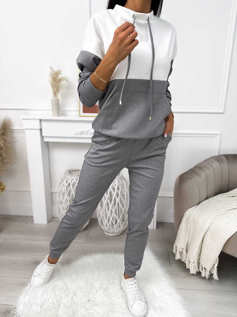 Damen sportliches Set aus Hoodie und Jogginghose mit stylischen Farbblöcken WW