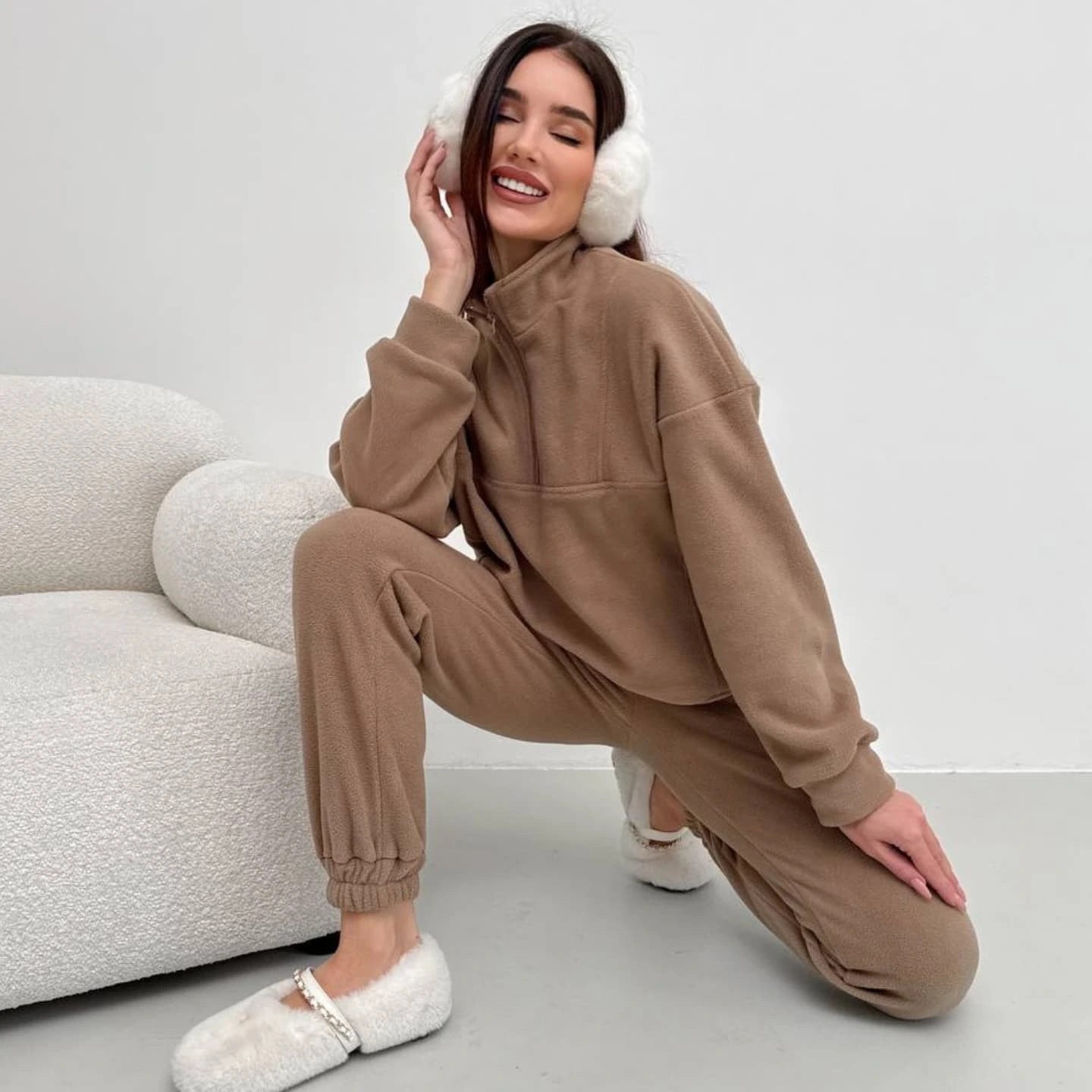 Damen gemütliches Fleece-Hoodie-Set mit hohem Kragen und praktischen Taschen WW