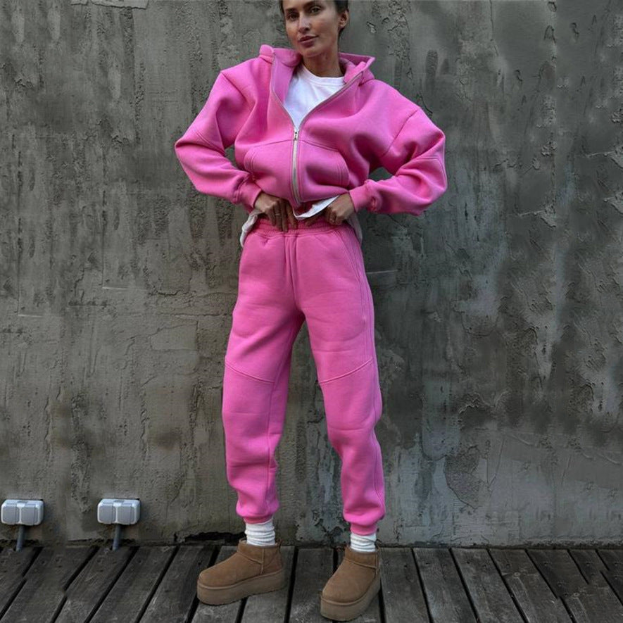 Damen sportlicher Sweatanzug mit hohem Kragen und praktischen Taschen WW