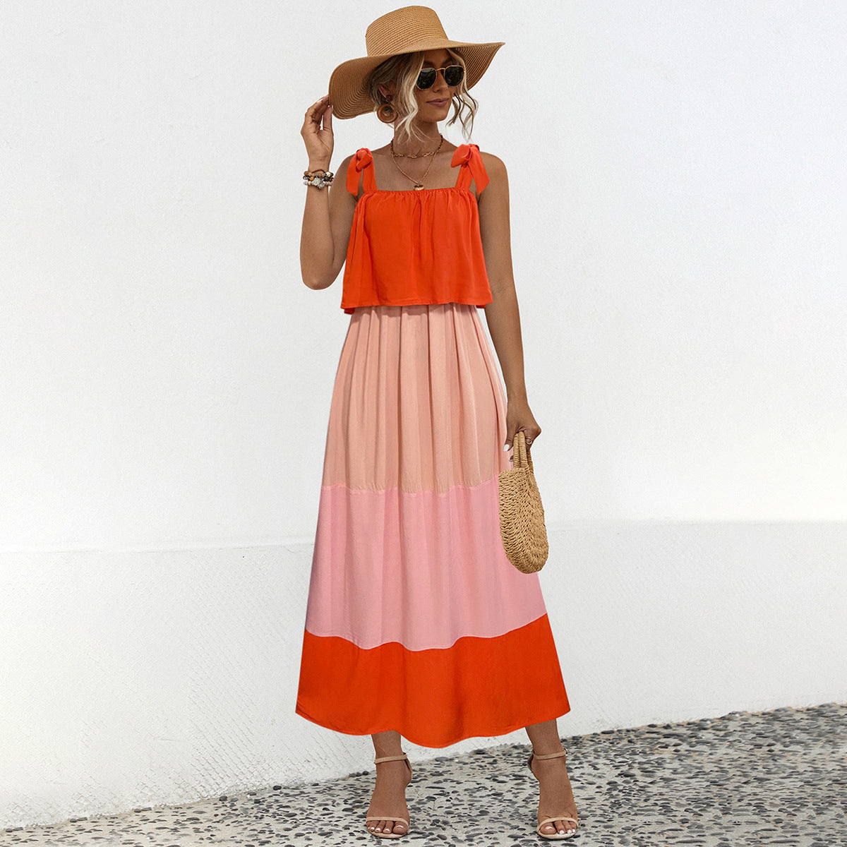 Damen Maxikleid mit trägerlosem Oberteil und Wellenmuster WW