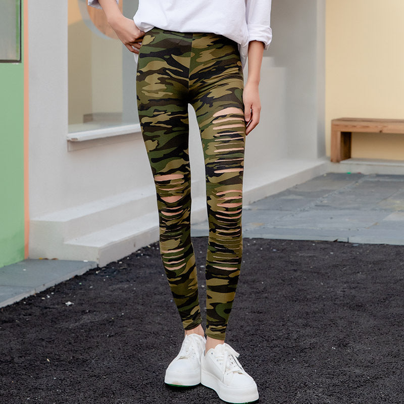 Damen Sport-Leggings mit Camouflage-Muster und Schnitt-Details WW