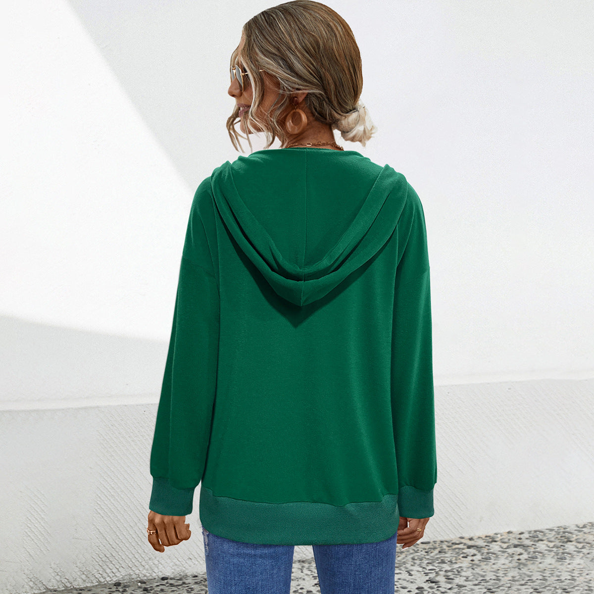 Damen Kapuzenpullover mit Knopfleiste und praktischen Taschen WW