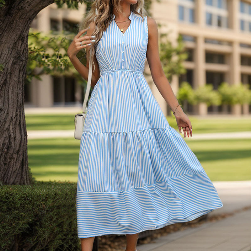 Damen Maxikleid mit schickem V-Ausschnitt und Knopfdetails WW