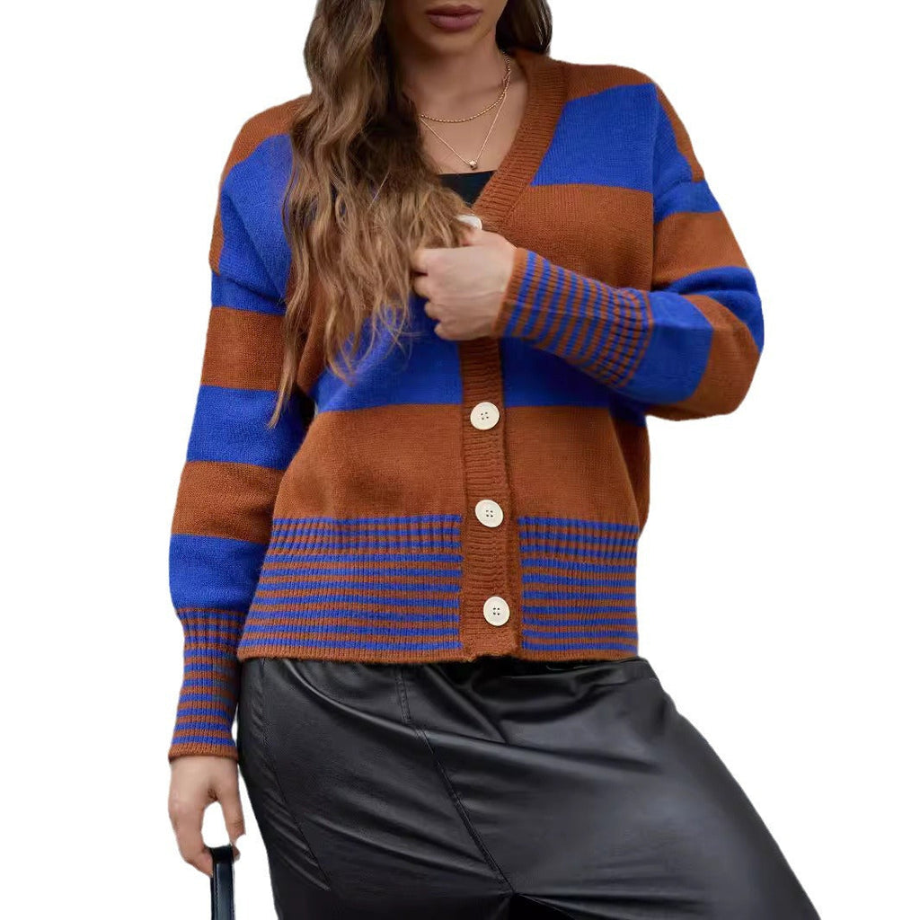 Damen Langarm-Strickjacke mit modernen Streifen und Knopfdetails WW