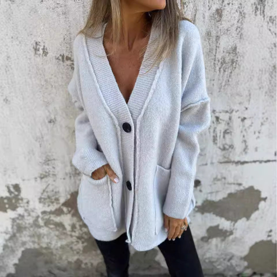 Damen kuschelige Strickjacke mit großen Taschen und Knopfdetails WW
