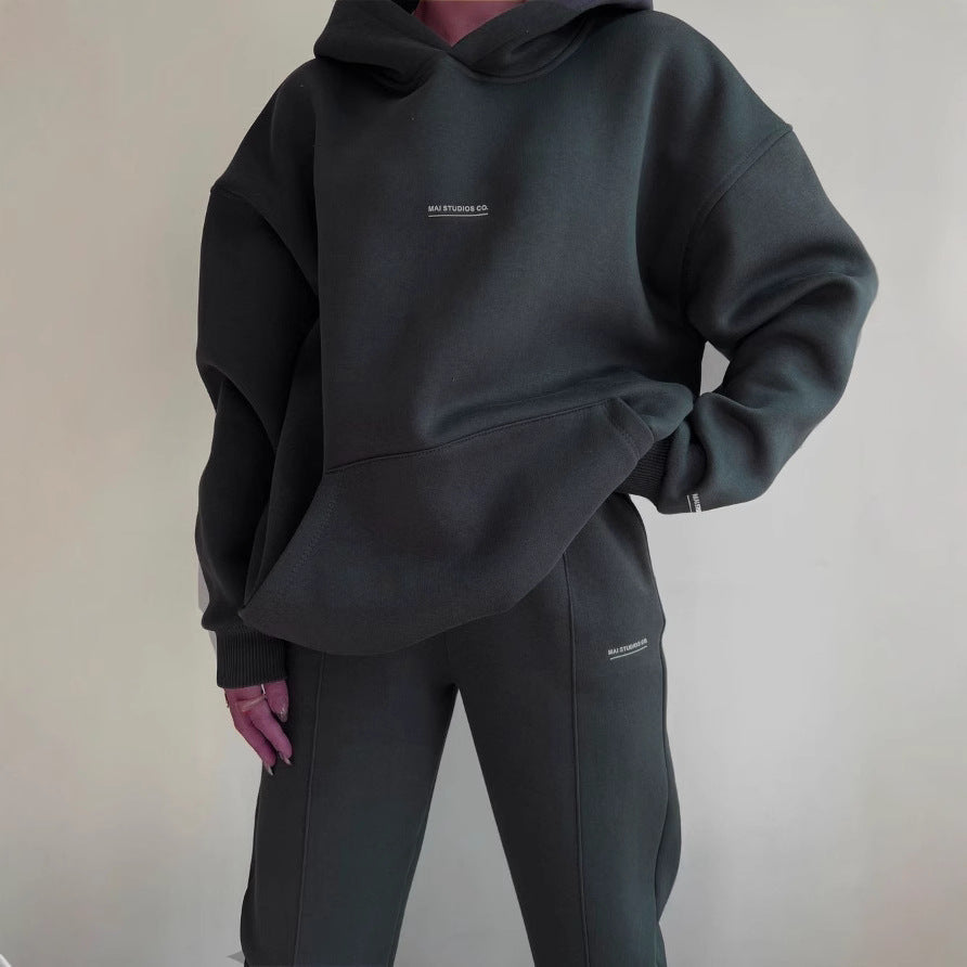 Damen Oversized Sweatshirt und passende Jogginghose Set WW