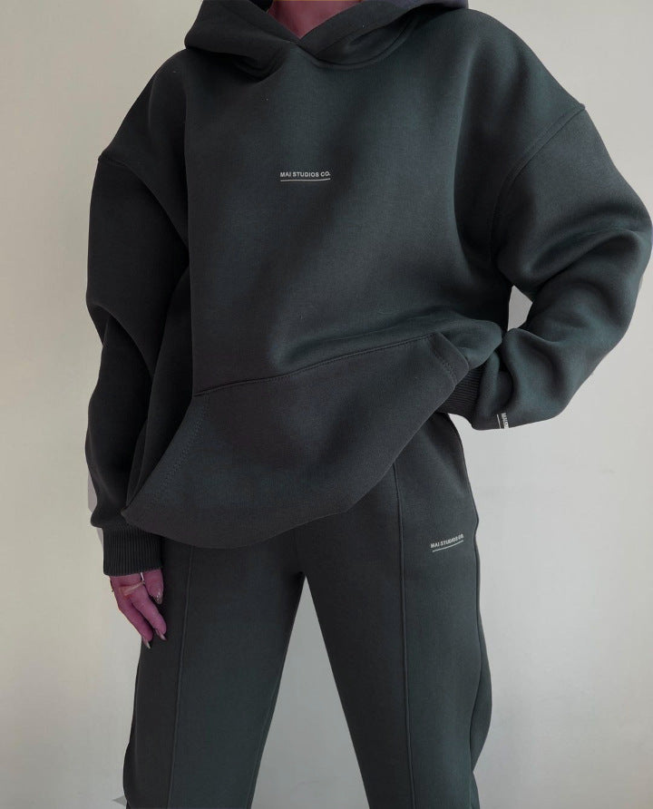 Damen Oversized Sweatshirt und passende Jogginghose Set WW