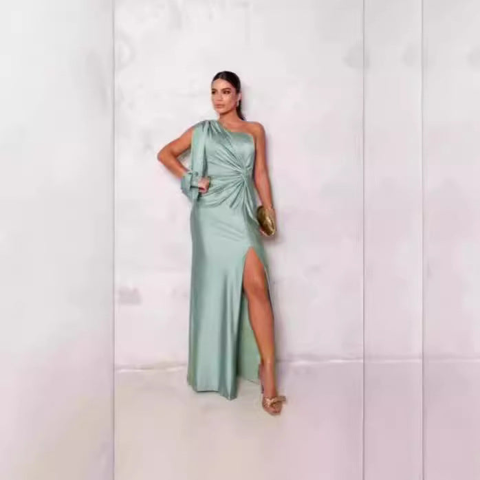 Damen Abendkleid mit asymmetrischem Ausschnitt und eleganter Faltenlegung WW
