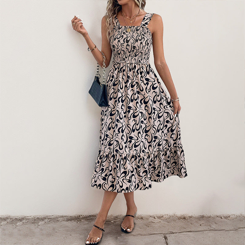 Damen Maxi-Kleid mit raffiniertem Smock-Ausschnitt und voluminösem Rüschensaum WW