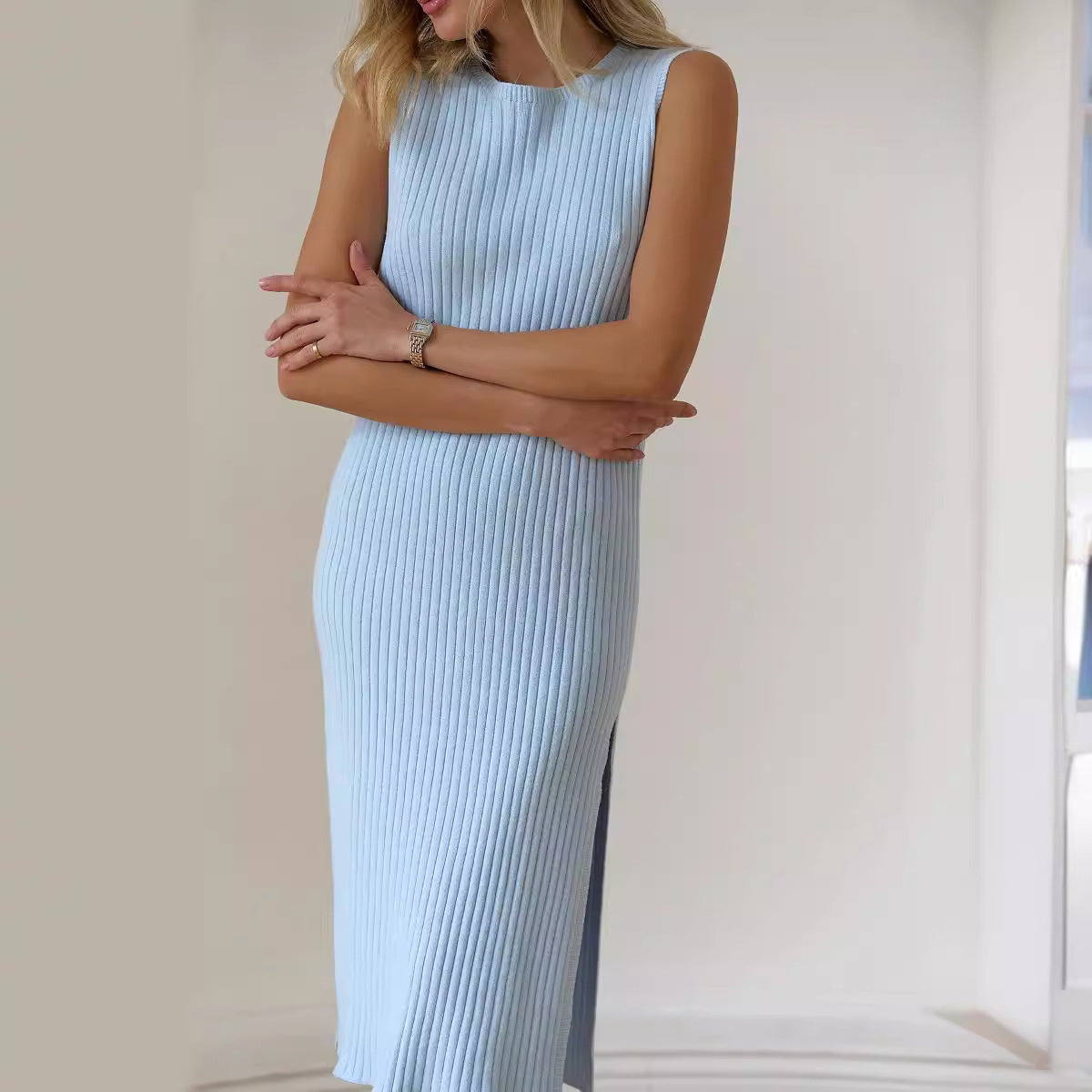 Damen Strickkleid mit modernem Rippenmuster WW