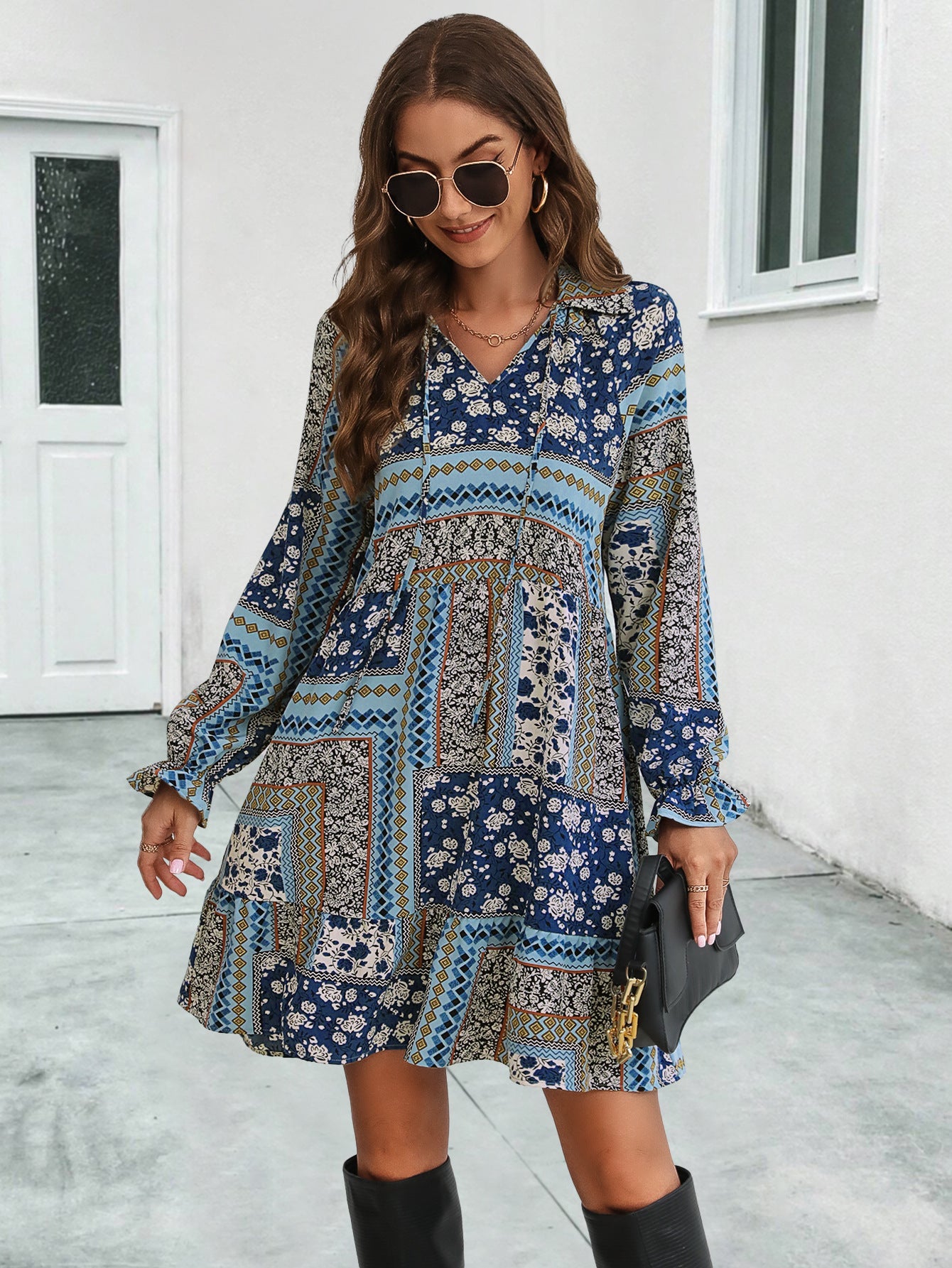 Damen Sommerliches Maxikleid im bunten Patchwork-Design mit langen Ärmeln und verstellbarem Taillenzug WW